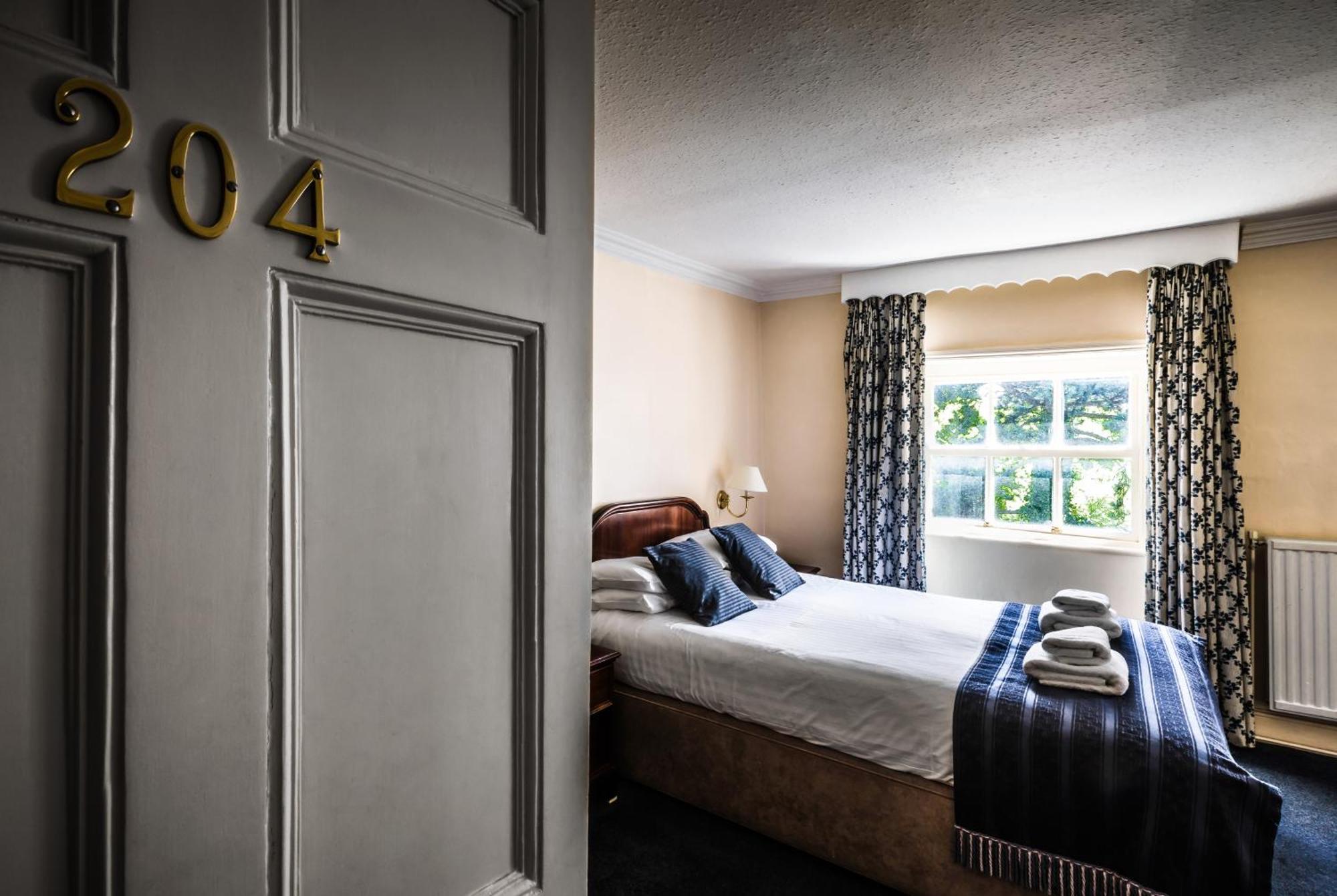 The Royal Hotel คลางกอซเลน ภายนอก รูปภาพ